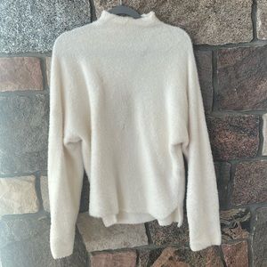 Abercombie & Fitch Sweater
